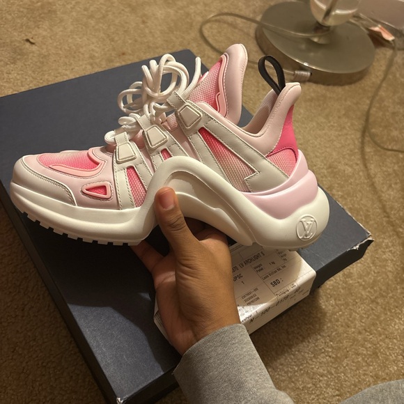 Louis Vuitton Archlight Sneakers - Picture 1 of 7